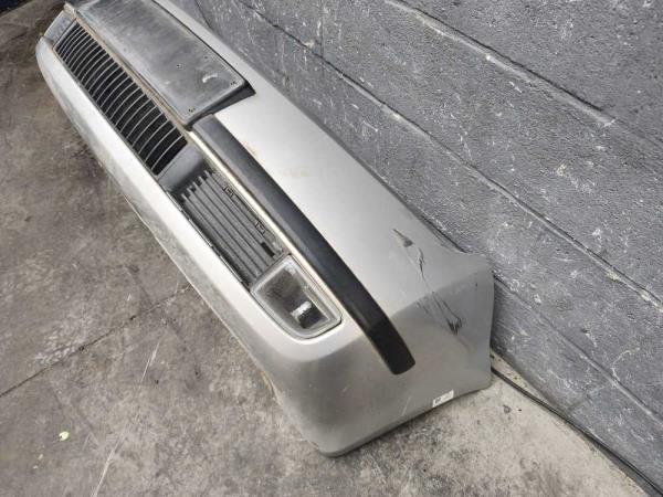 PARE CHOC AVANT SKODA FABIA - Vue 4